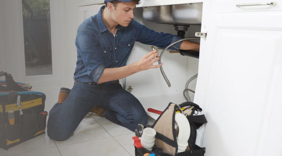 Professional expert plumbing services in Graettinger, IA